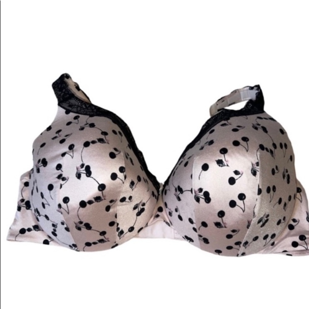 Catherine Intimate 48D, Excellent condition. Pink w/black lace & cherries